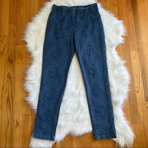Women’s Soft Surroundings Blue Floral Print Jeans Small - Picture 1 of 8